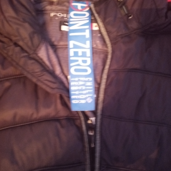 Black point zéro coats - Picture 3 of 4